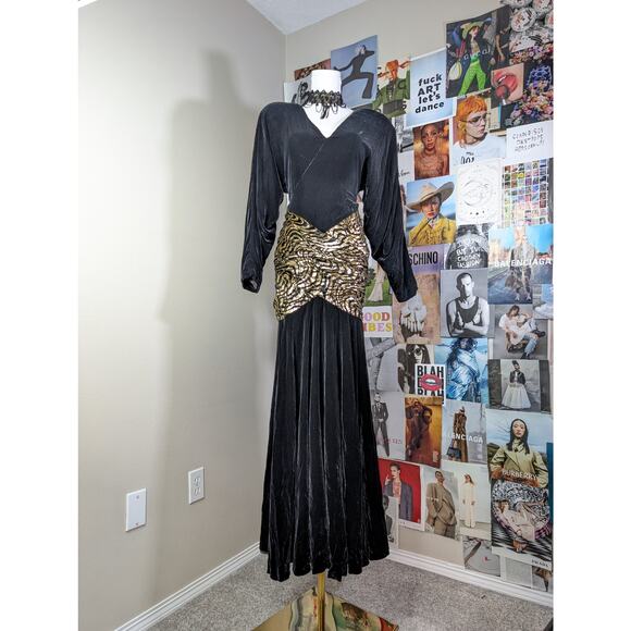 Louis Marino Dresses & Skirts - Vintage 80s Velvet Goth Dress